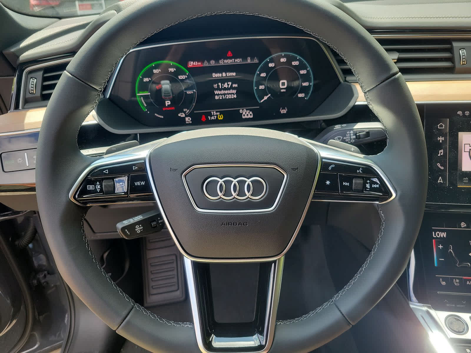 2024 Audi Q8 e-tron Prestige 14