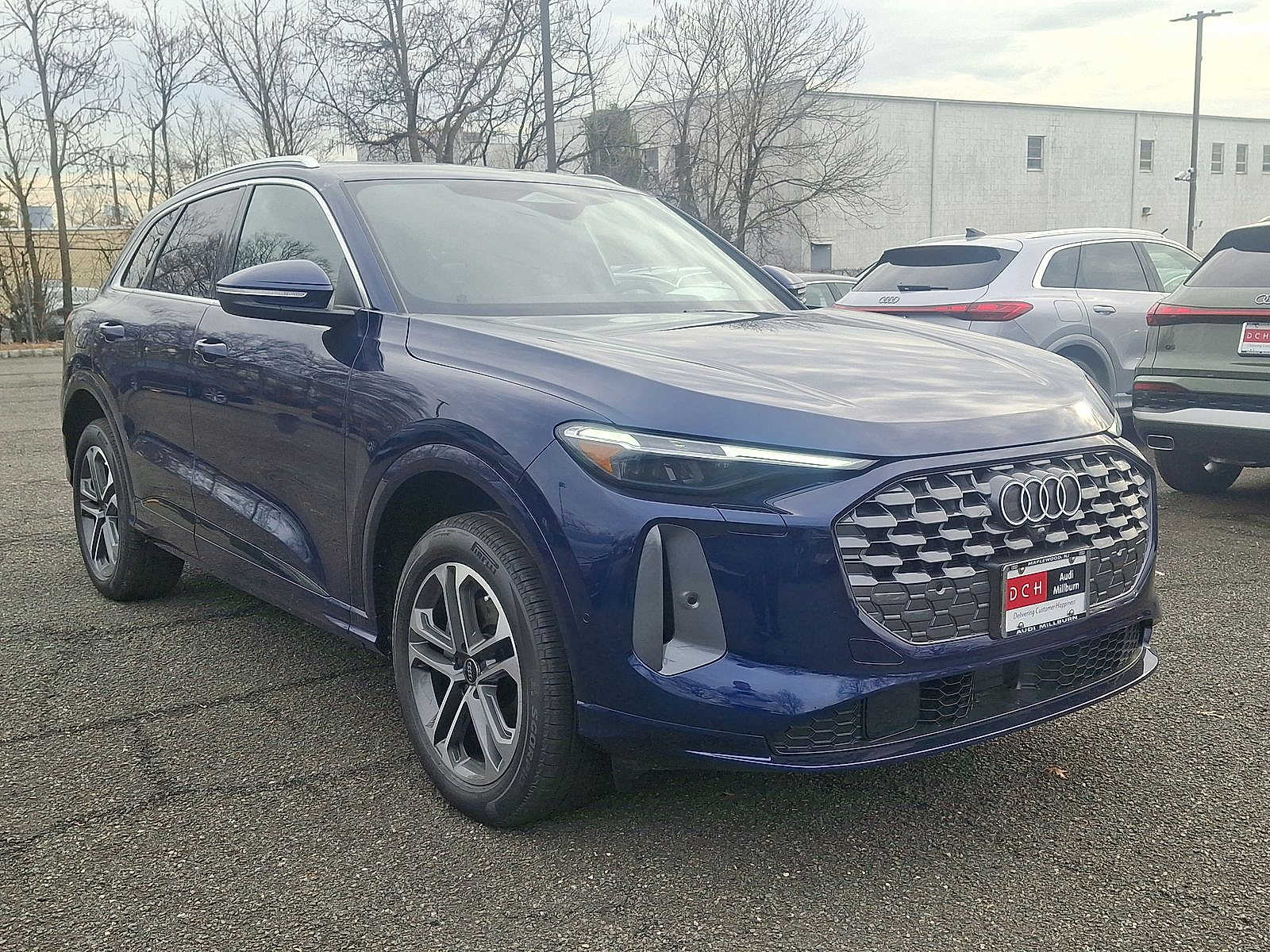 Thumbnail: 2025 Audi Q5 - 10