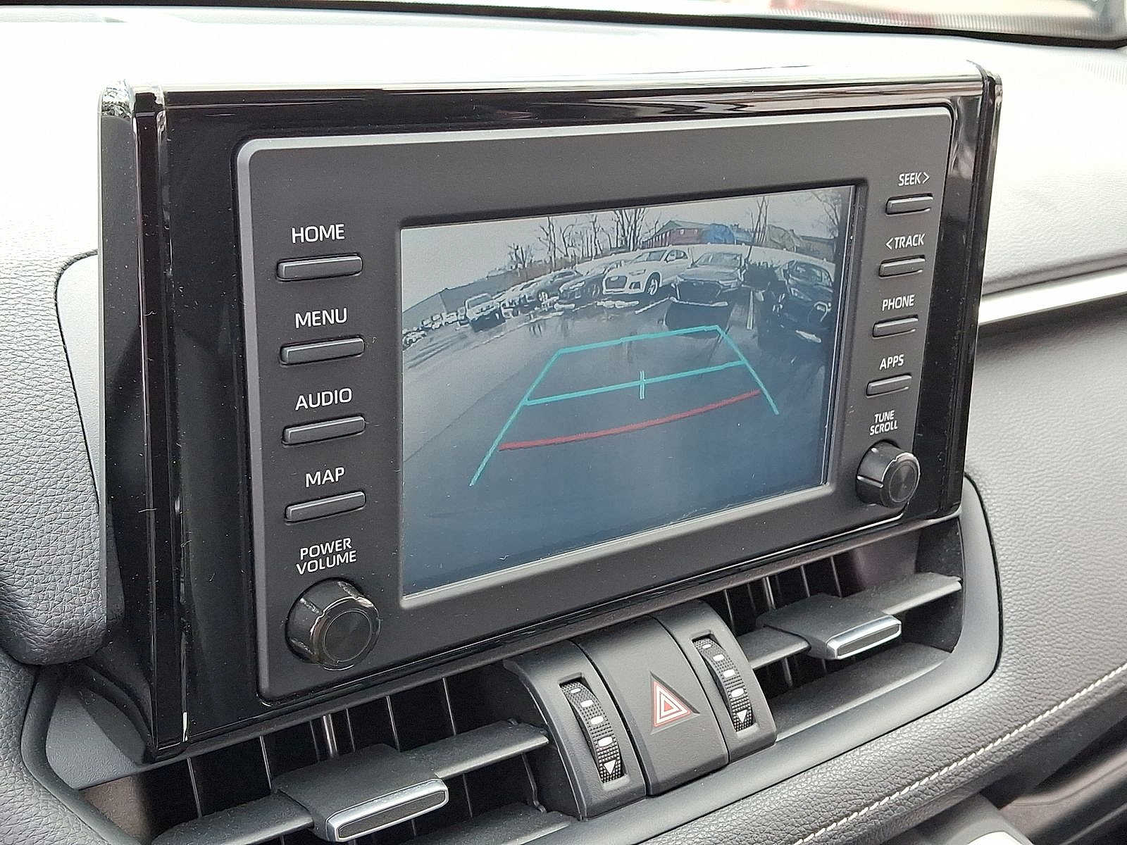 Thumbnail: 2019 Toyota RAV4 - 15