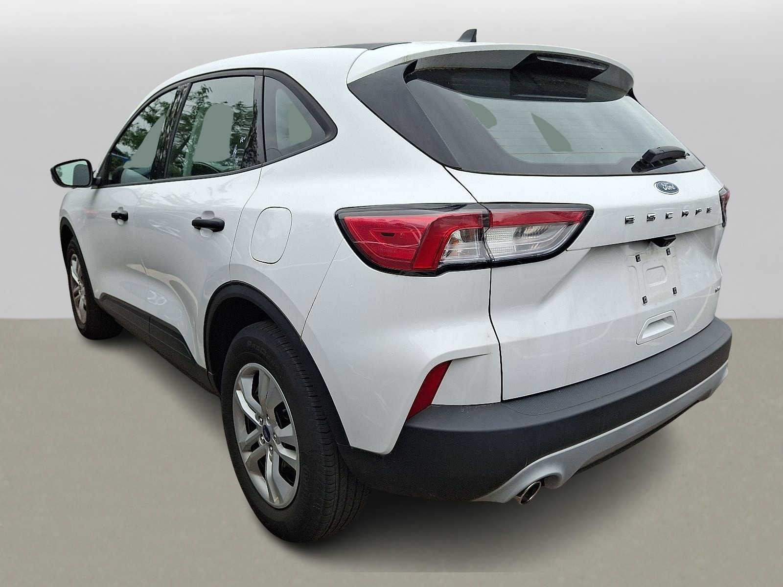 2022 Ford Escape S photo 4