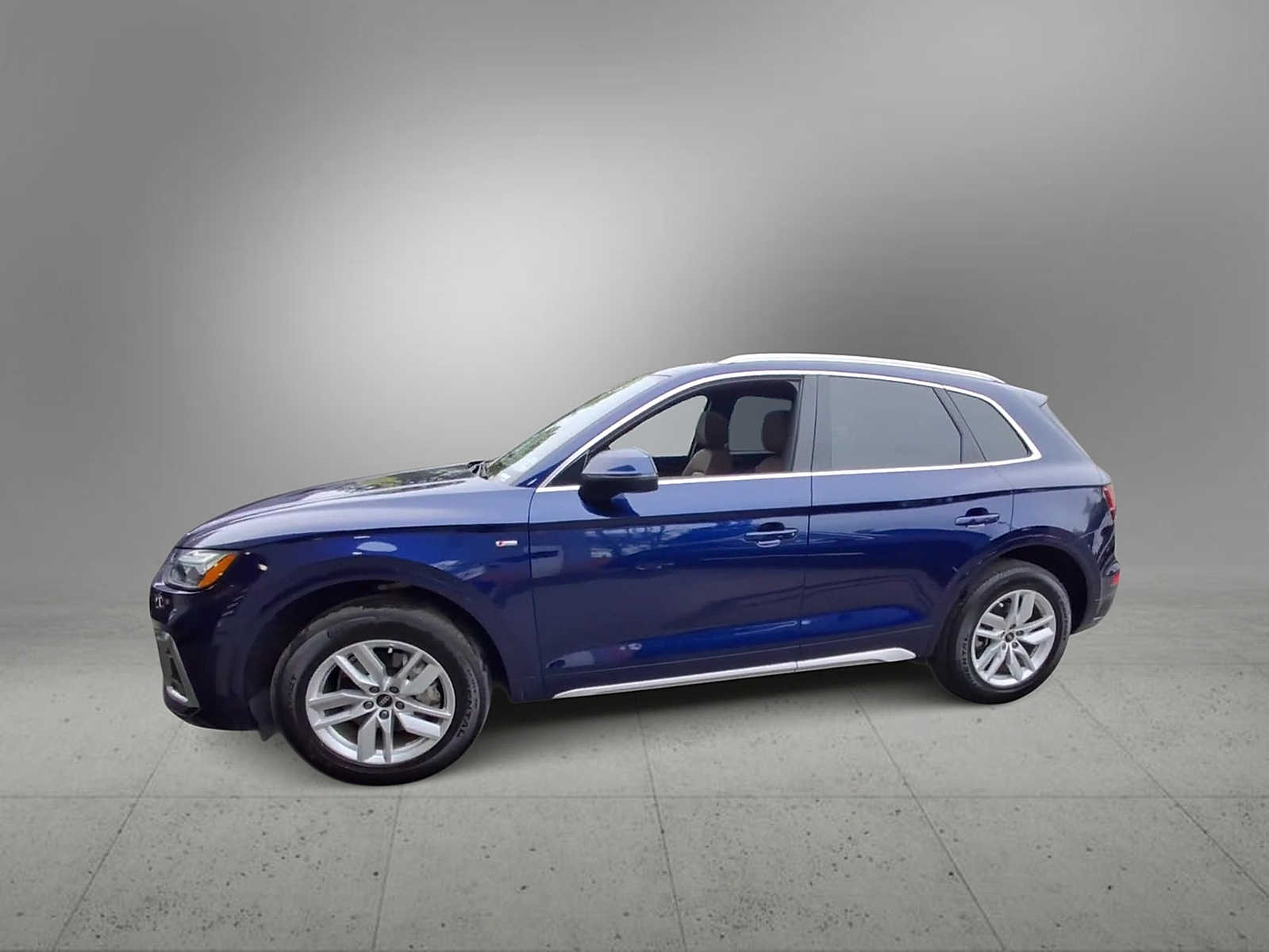 Thumbnail: 2023 Audi Q5 - 5