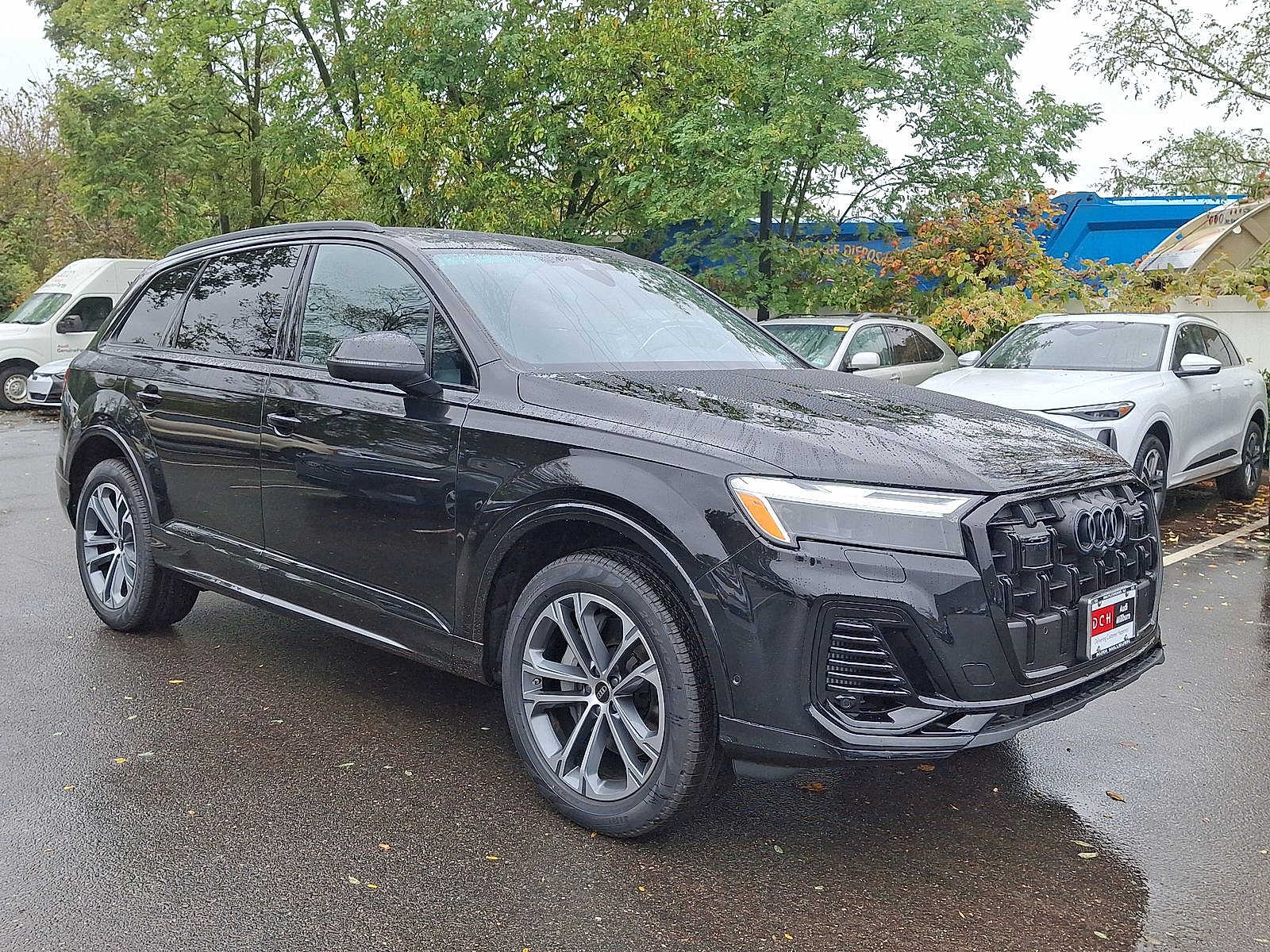 Thumbnail: 2026 Audi Q7 - 10