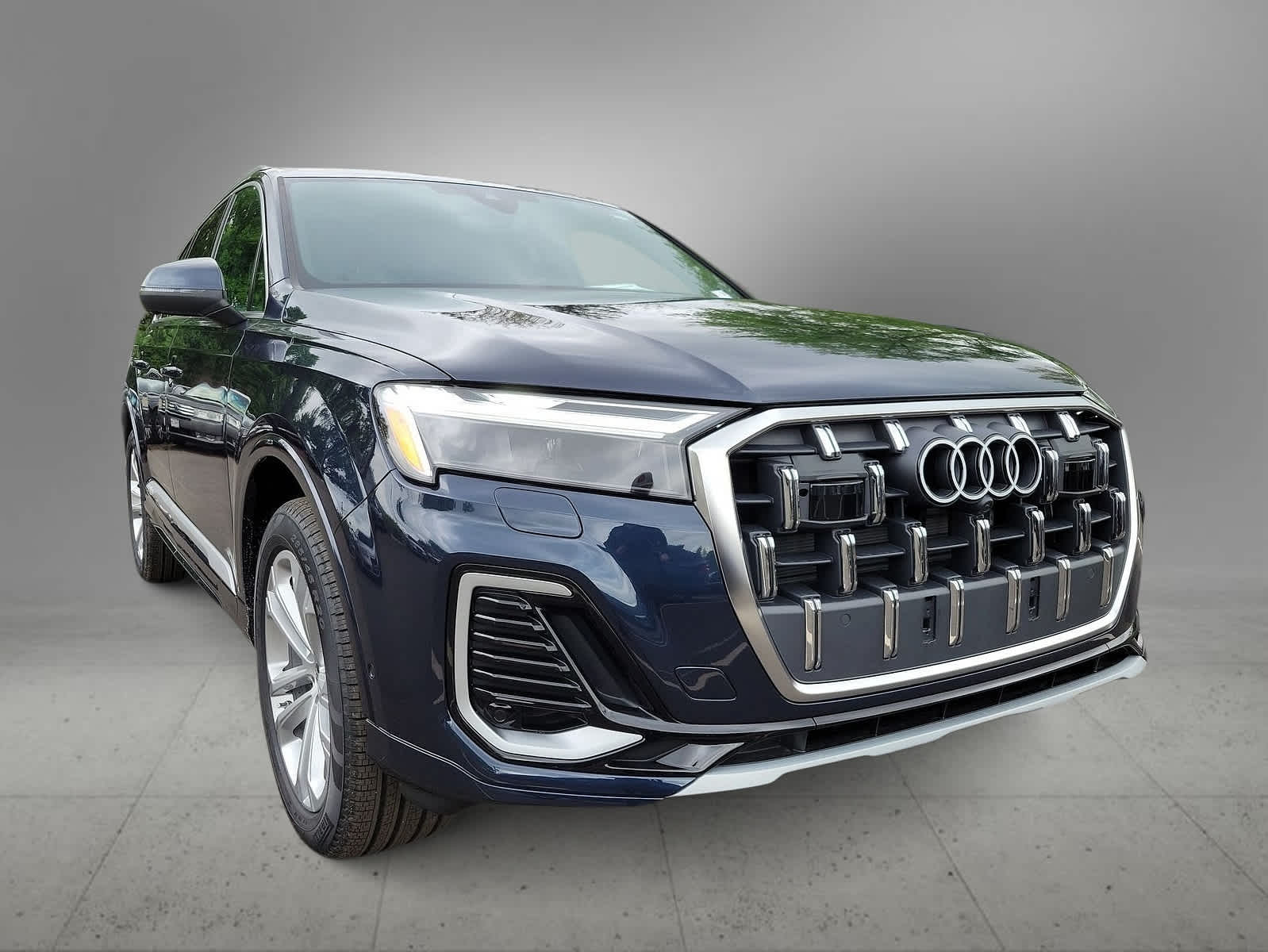 正価 AUDI Q7 純正 テールレンズ 美品 アウディ educatingafricafund.org