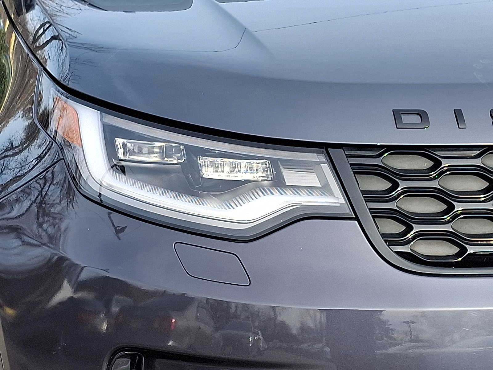 Thumbnail: 2024 Land Rover Discovery - 28