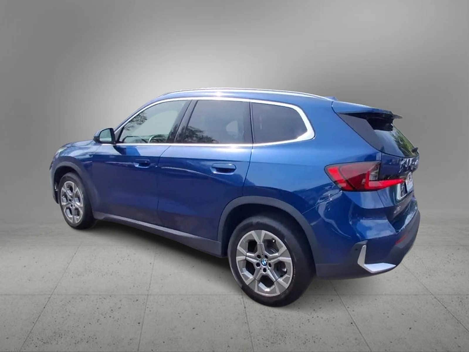 2023 BMW X1 xDrive28i 6