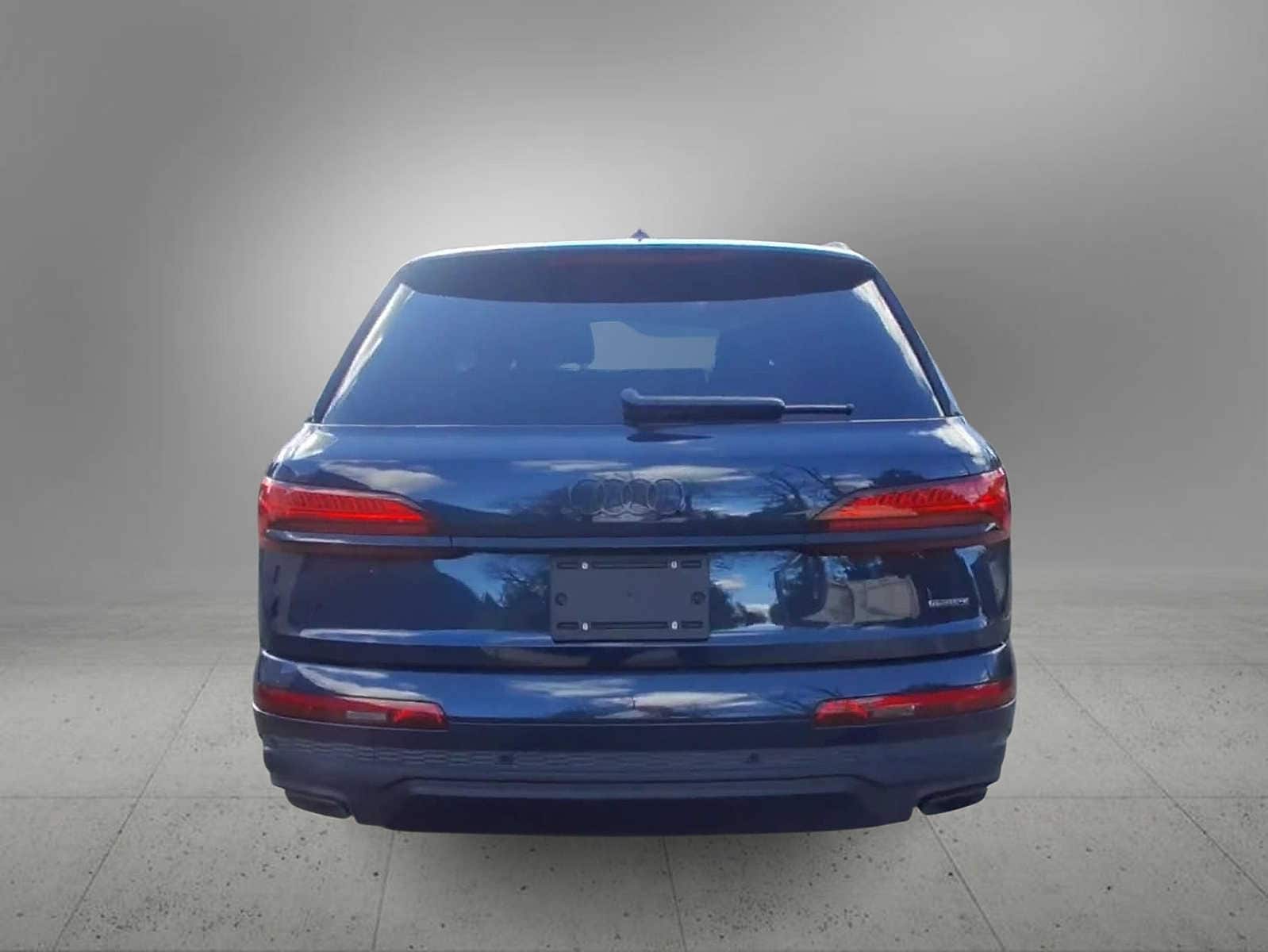 Thumbnail: 2025 Audi Q7 - 7