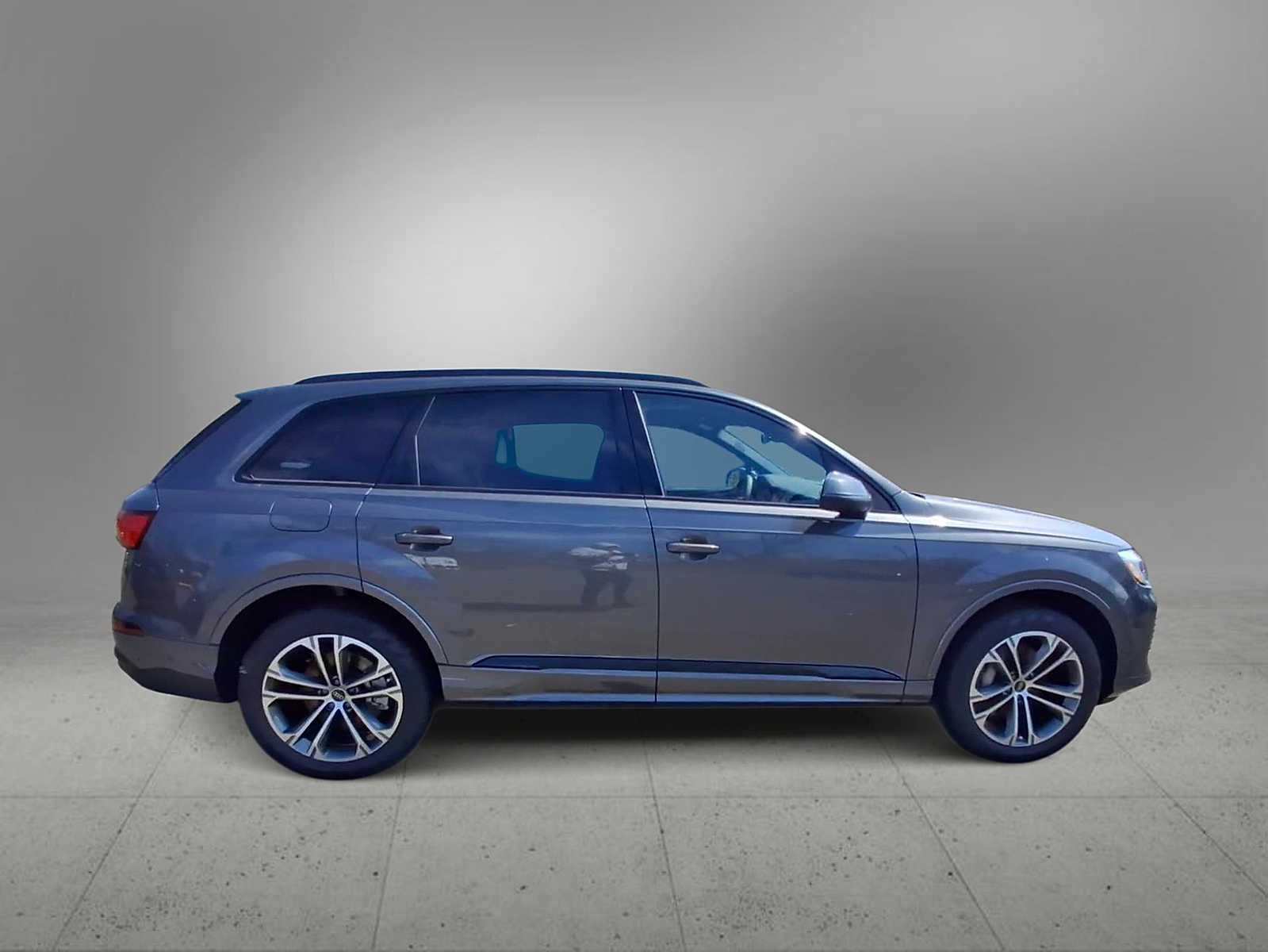 Thumbnail: 2026 Audi Q7 - 9