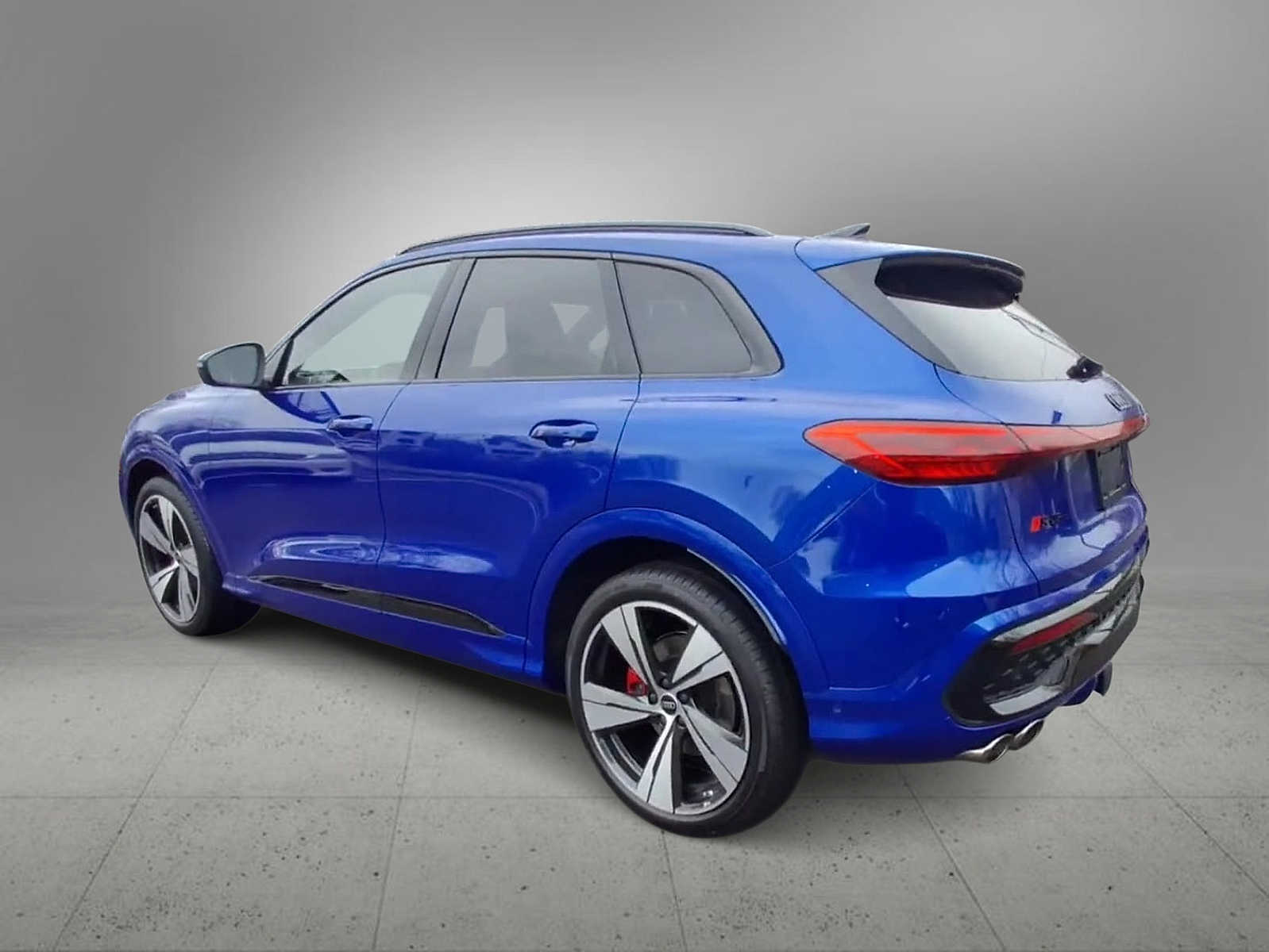Thumbnail: 2025 Audi SQ5 - 6