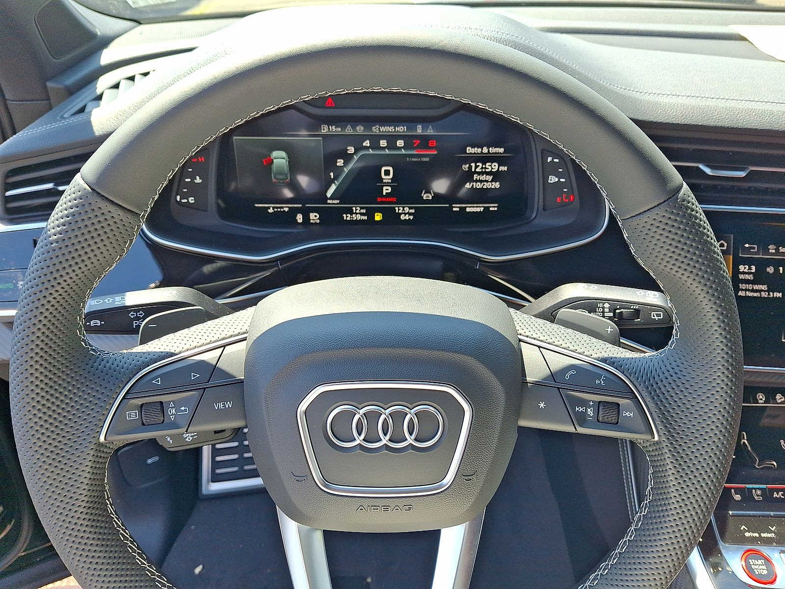 Thumbnail: 2026 Audi SQ7 - 16