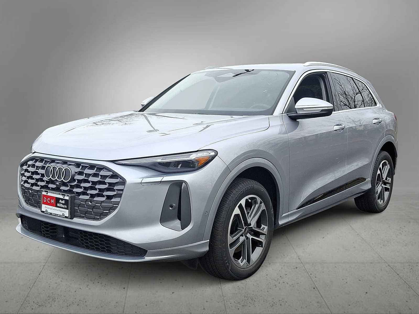 Thumbnail: 2025 Audi Q5 - 1