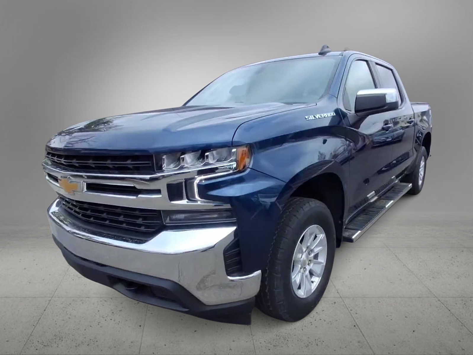 Thumbnail: 2022 Chevrolet Silverado 1500 - 4