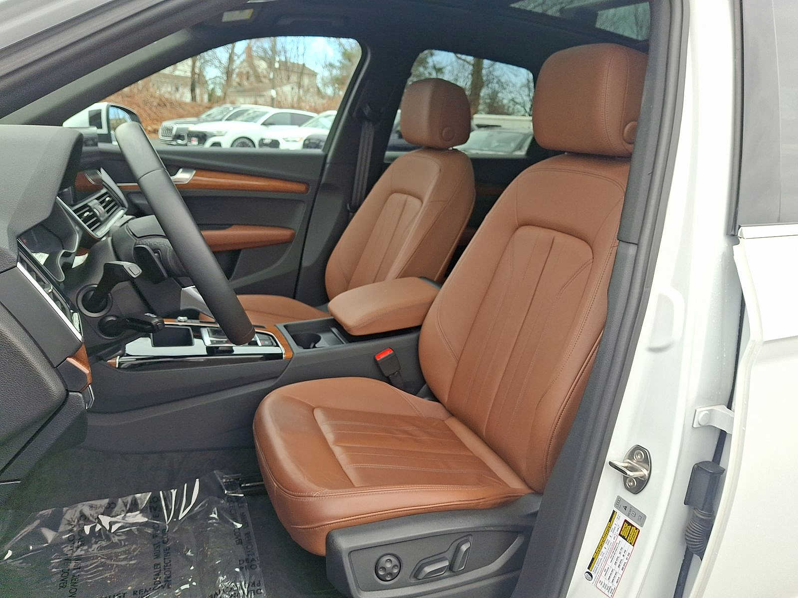 Thumbnail: 2023 Audi Q5 - 11