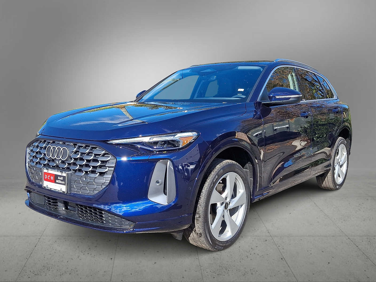 Thumbnail: 2025 Audi Q5 - 1