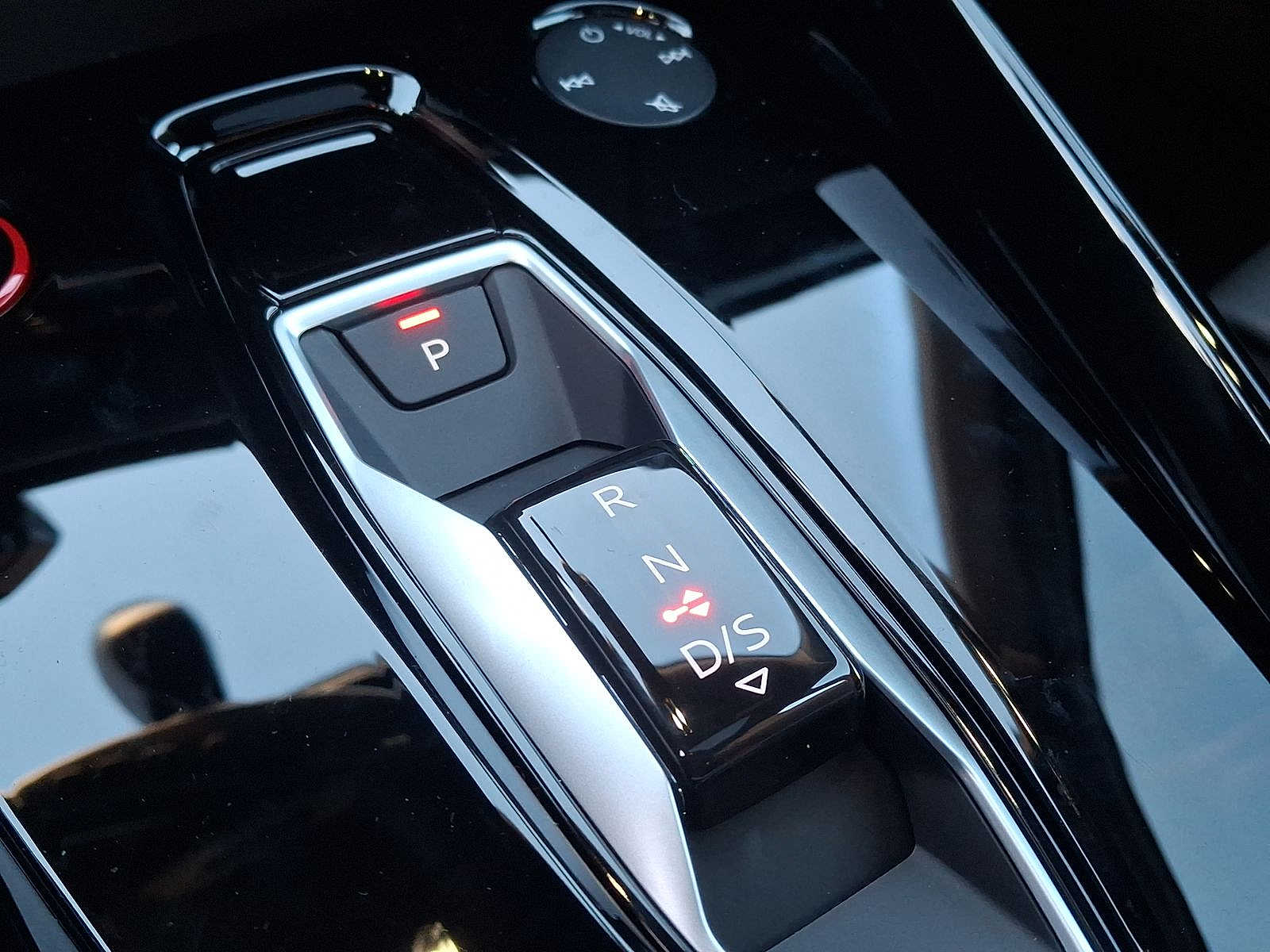 Thumbnail: 2026 Audi RS 3 - 13