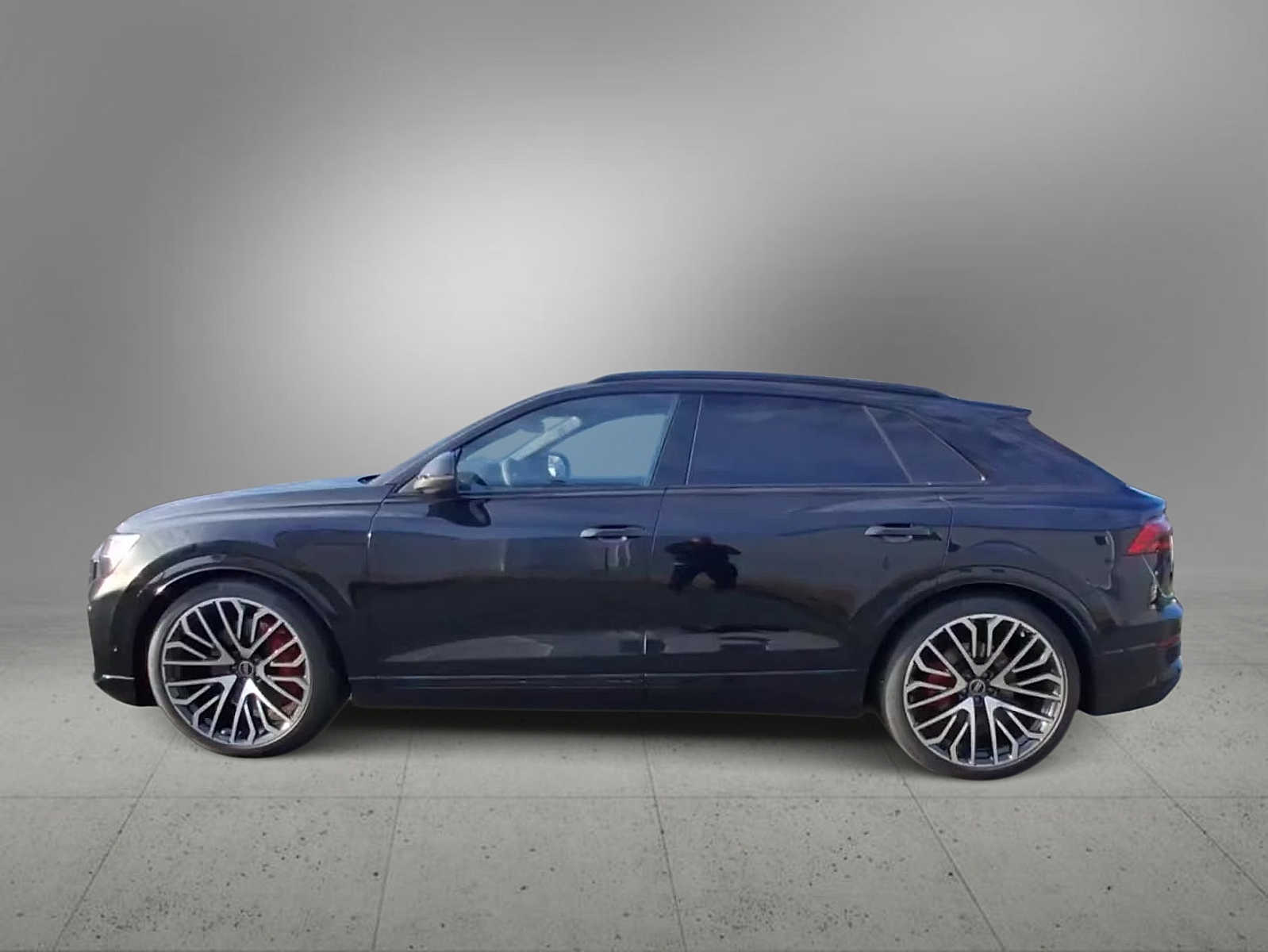 Thumbnail: 2026 Audi SQ8 - 5