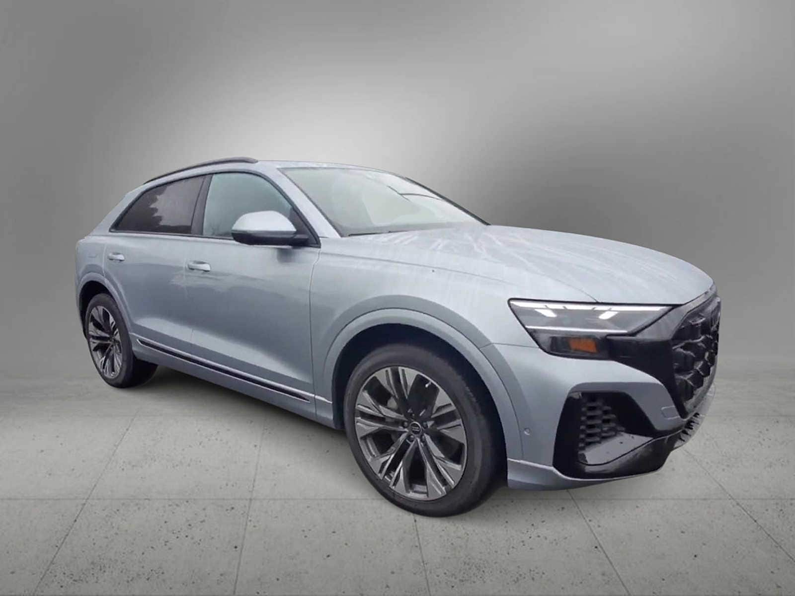 Thumbnail: 2025 Audi Q8 - 2