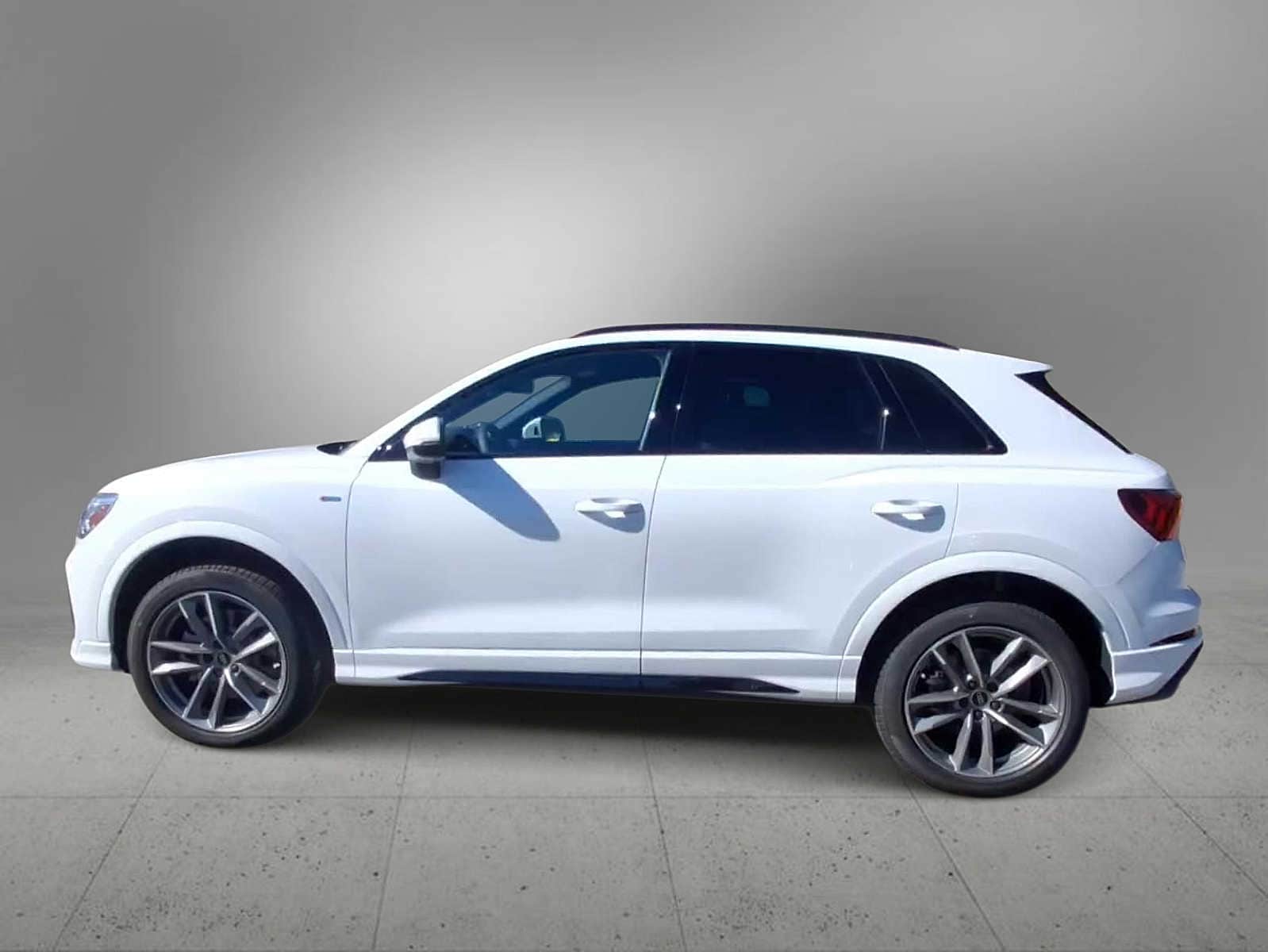 Thumbnail: 2025 Audi Q3 - 5