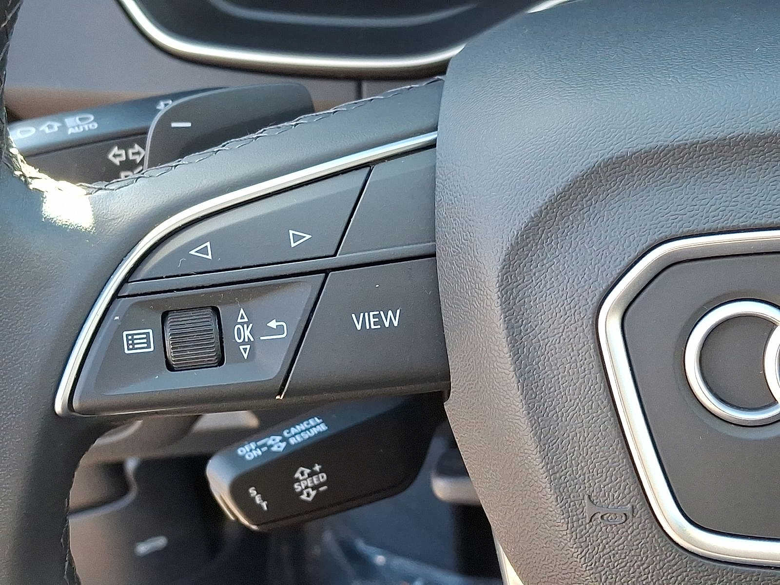 Thumbnail: 2022 Audi Q5 - 17