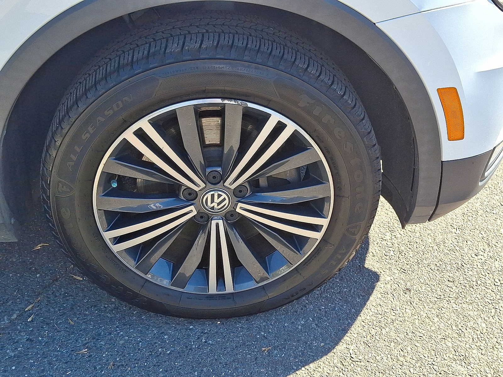 Thumbnail: 2018 Volkswagen Tiguan - 27