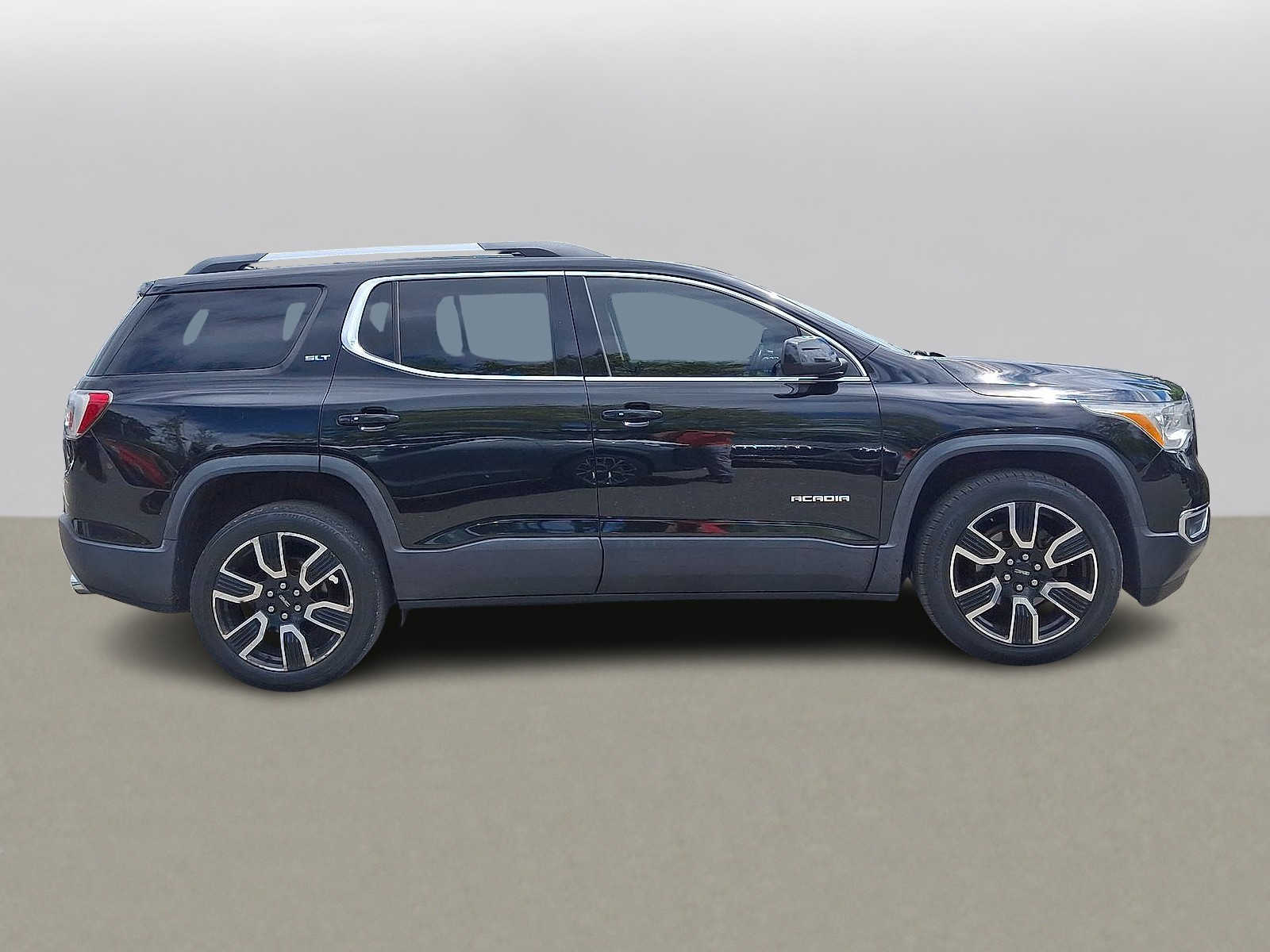 Thumbnail: 2019 GMC Acadia - 26