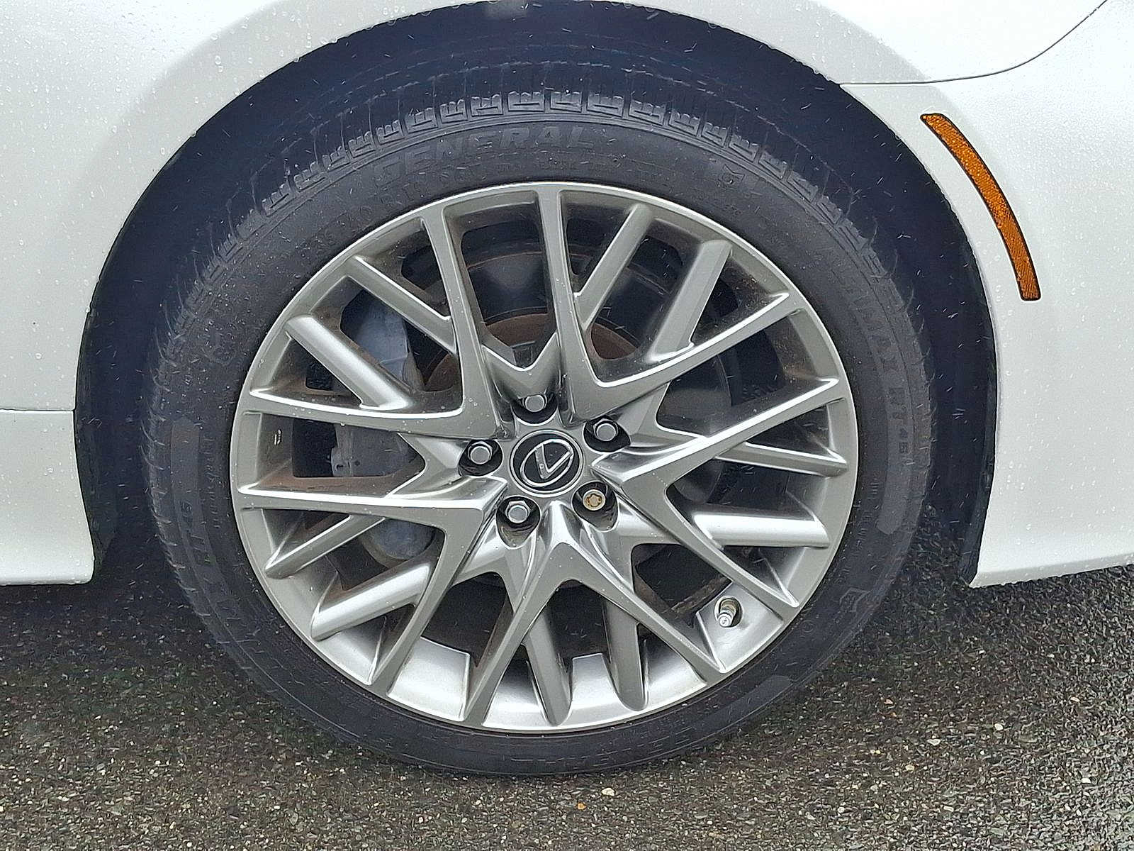 Thumbnail: 2022 Lexus RC - 27