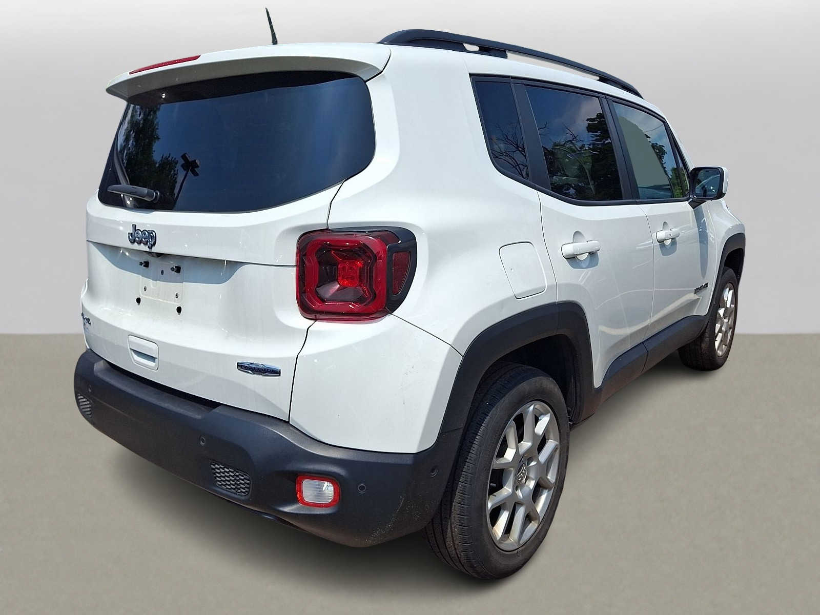 Thumbnail: 2021 Jeep Renegade - 3