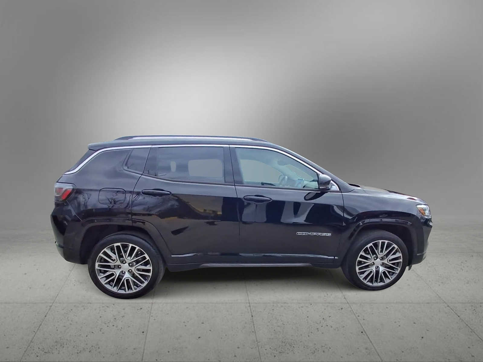 Thumbnail: 2022 Jeep Compass - 9