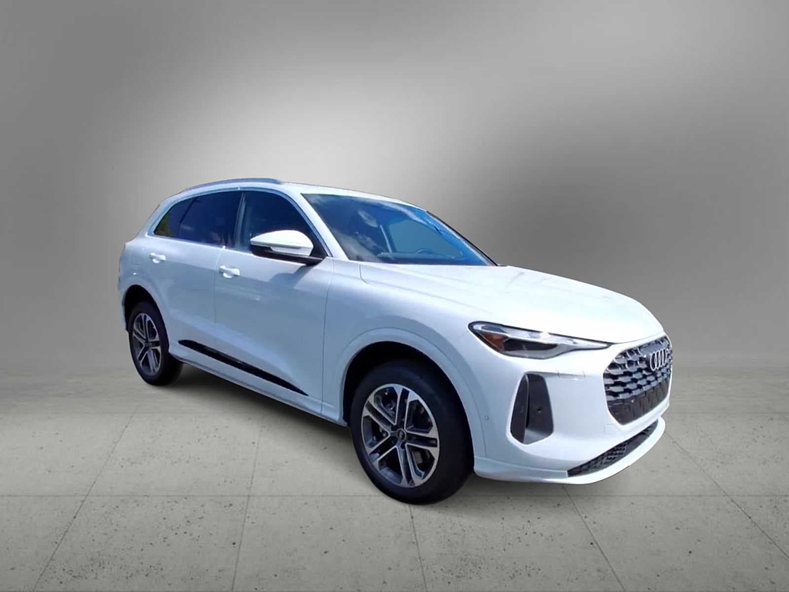 Thumbnail: 2025 Audi Q5 - 2