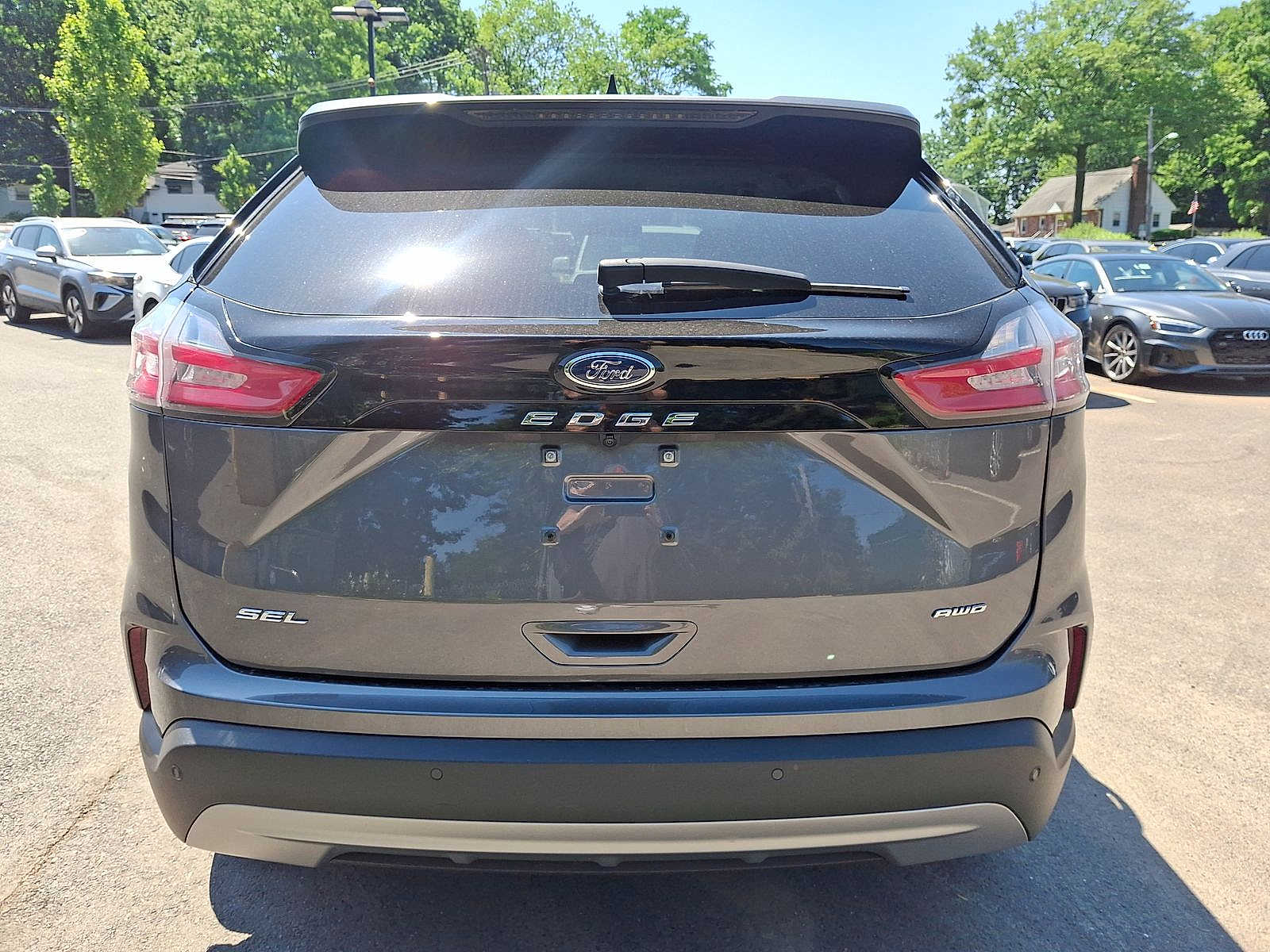 Thumbnail: 2022 Ford Edge - 22