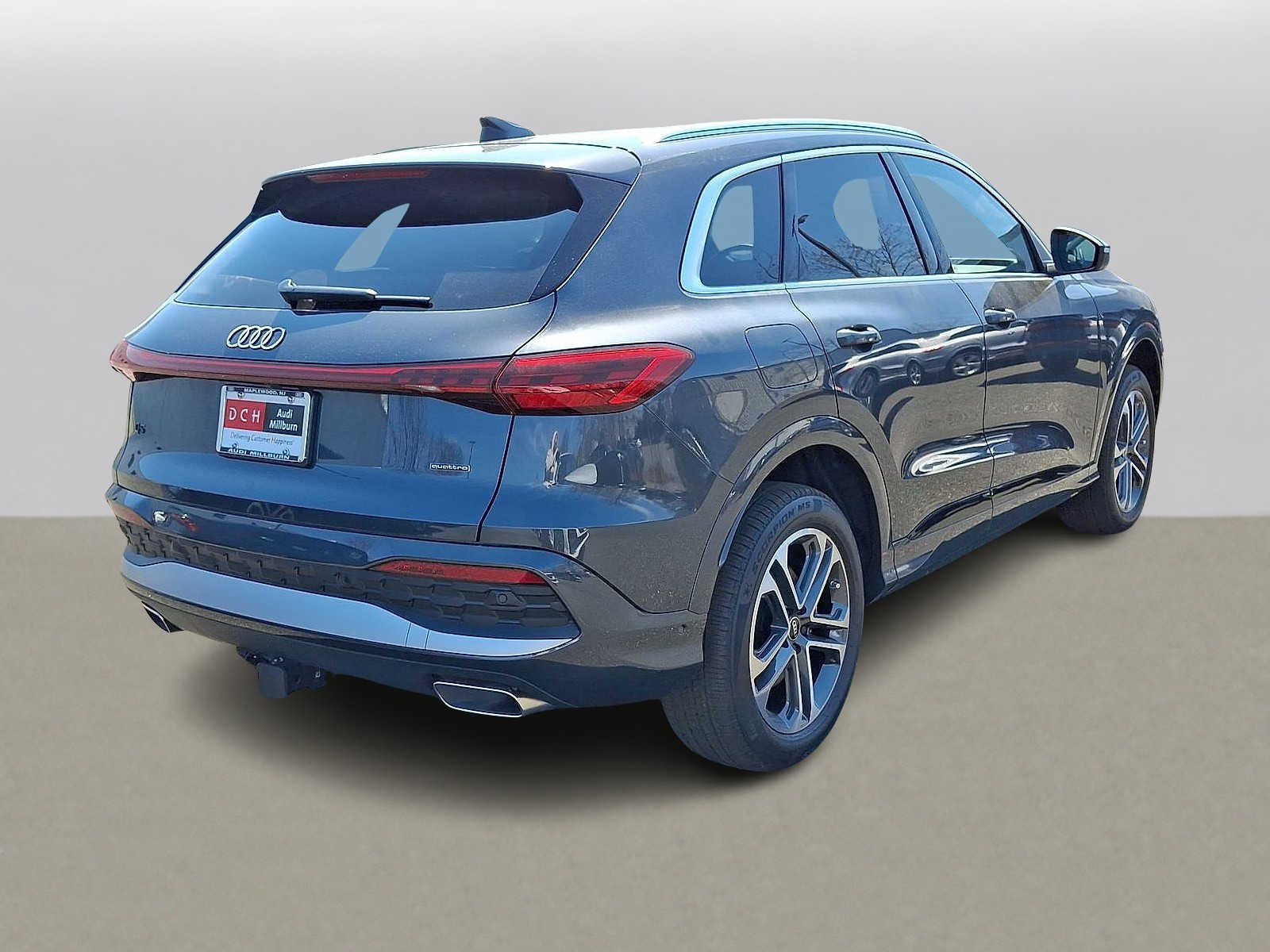 Thumbnail: 2026 Audi Q5 - 11