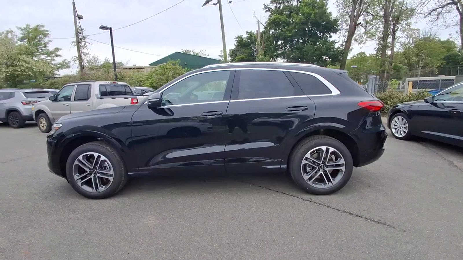 Thumbnail: 2026 Audi Q5 - 5