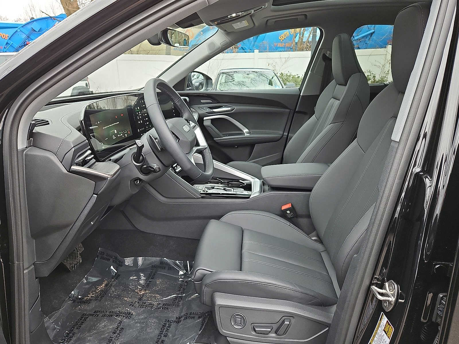 Thumbnail: 2025 Audi Q5 - 11