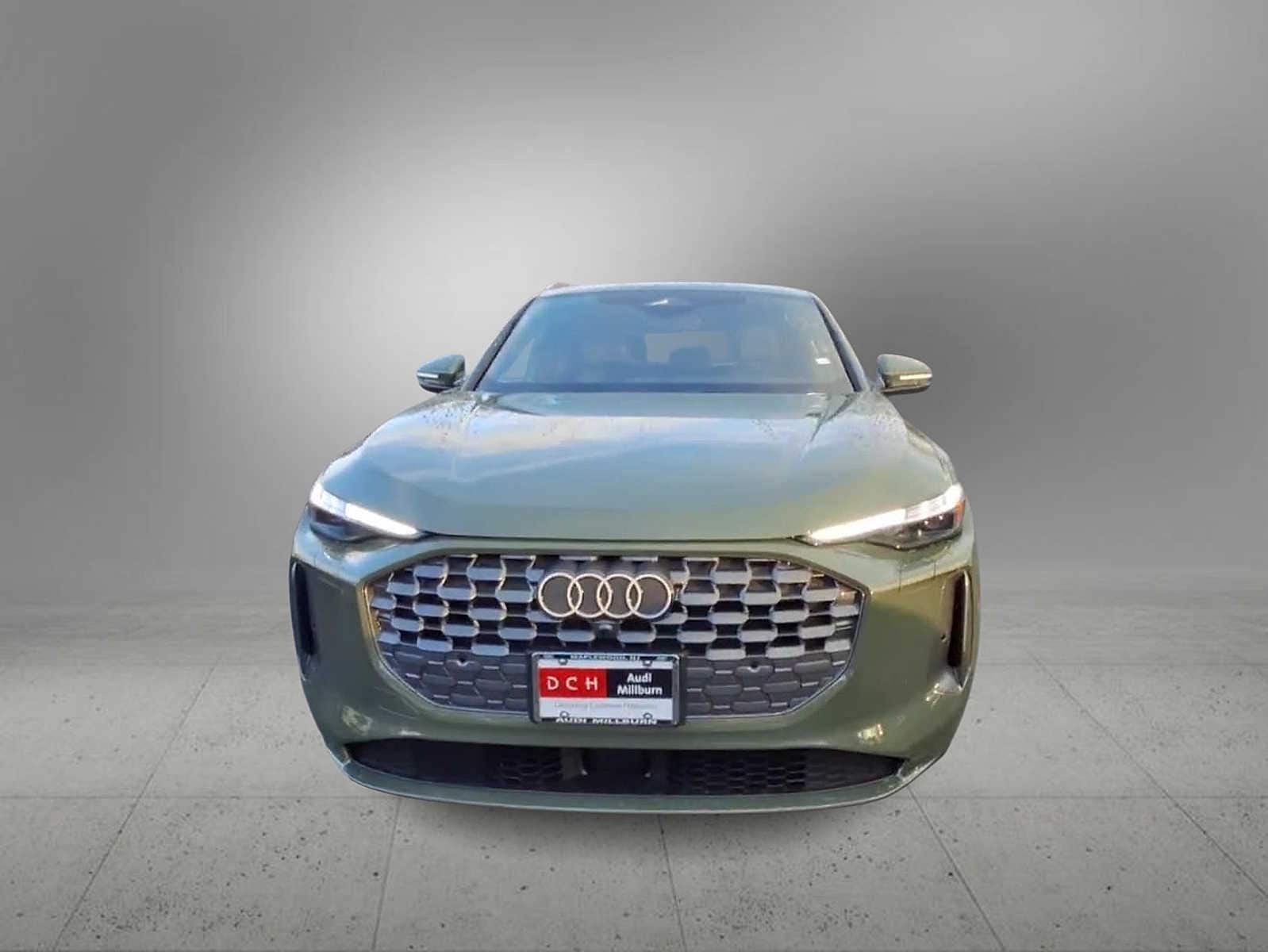 Thumbnail: 2025 Audi Q5 - 3