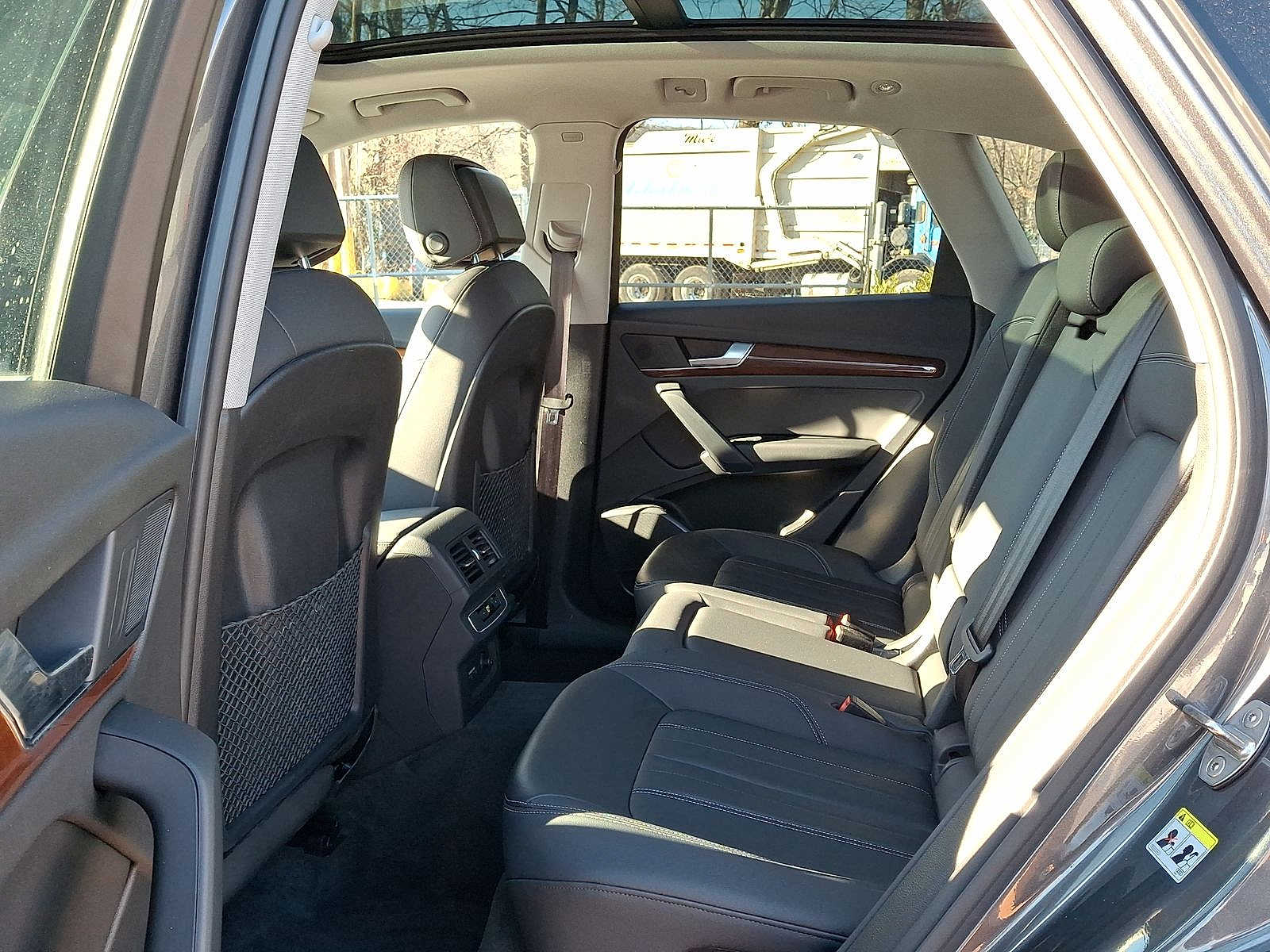 Thumbnail: 2023 Audi Q5 - 20