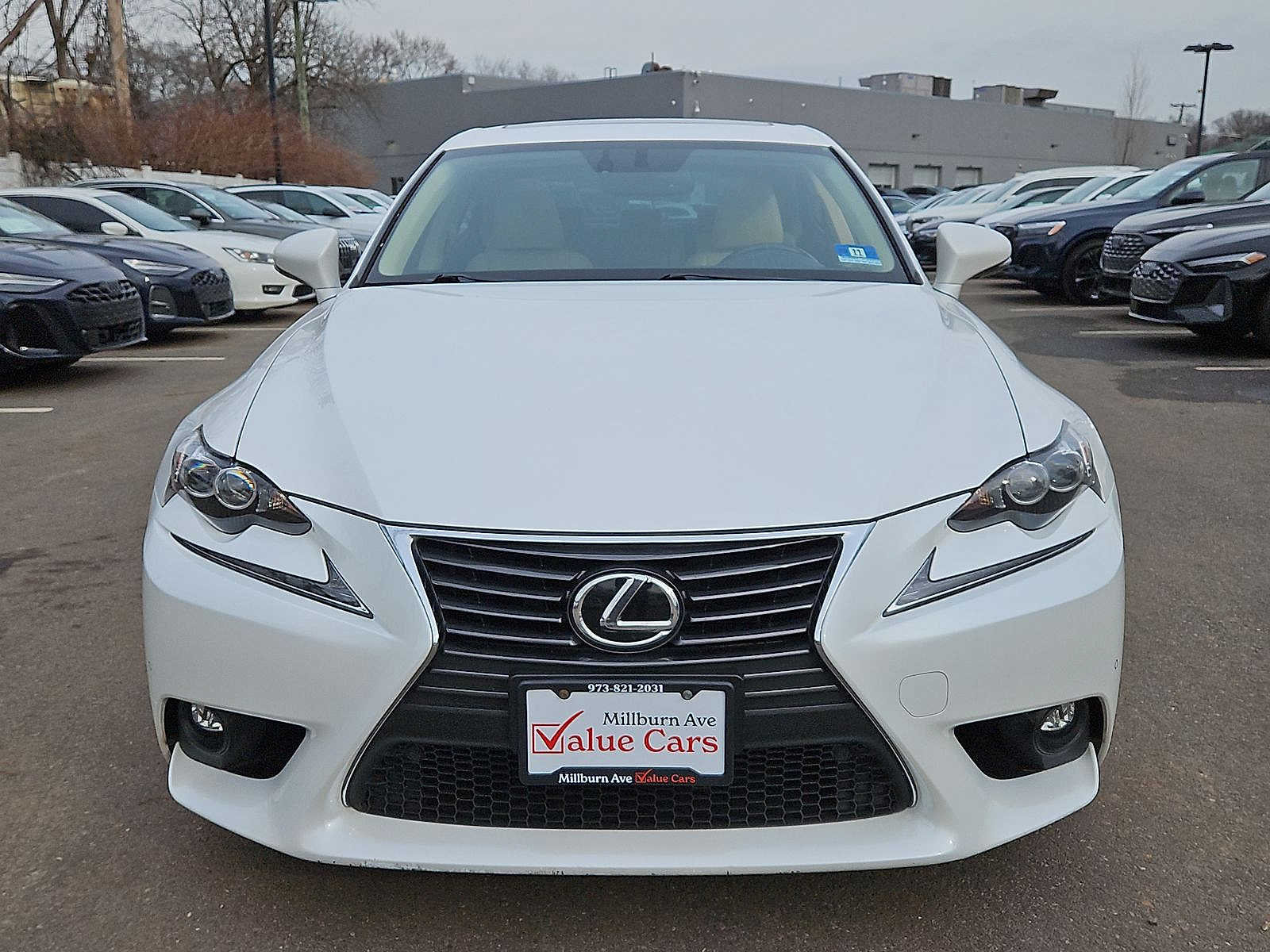 Thumbnail: 2016 Lexus IS - 29