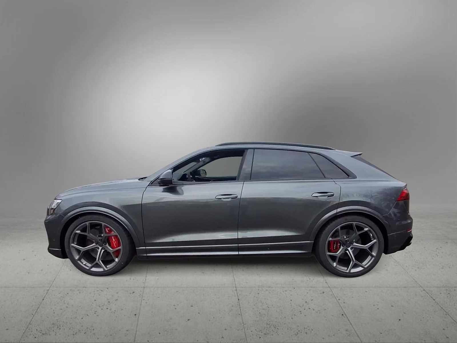 Thumbnail: 2026 Audi RS Q8 - 5