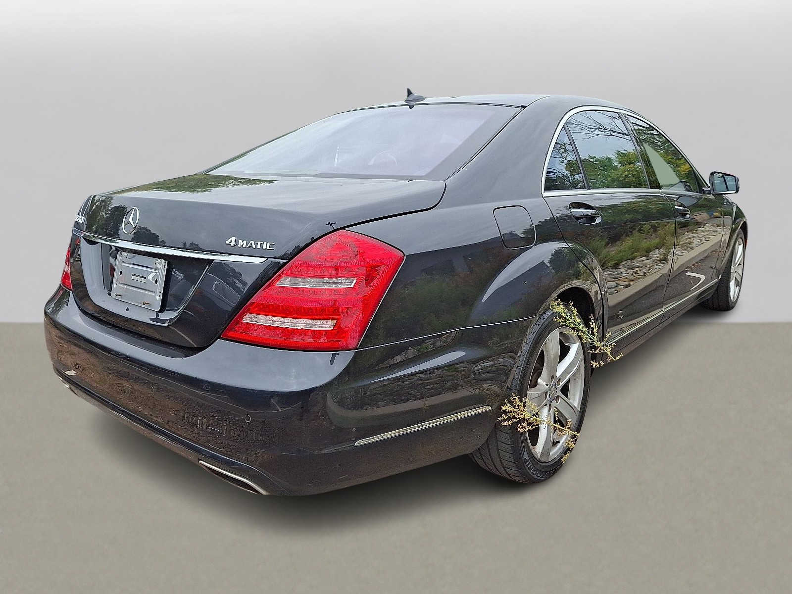 Thumbnail: 2012 Mercedes-Benz S-Class - 3