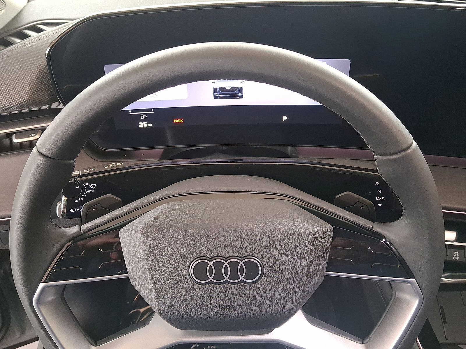 Thumbnail: 2026 Audi Q3 - 9