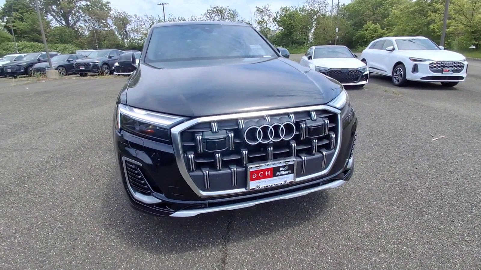 Thumbnail: 2026 Audi Q7 - 3