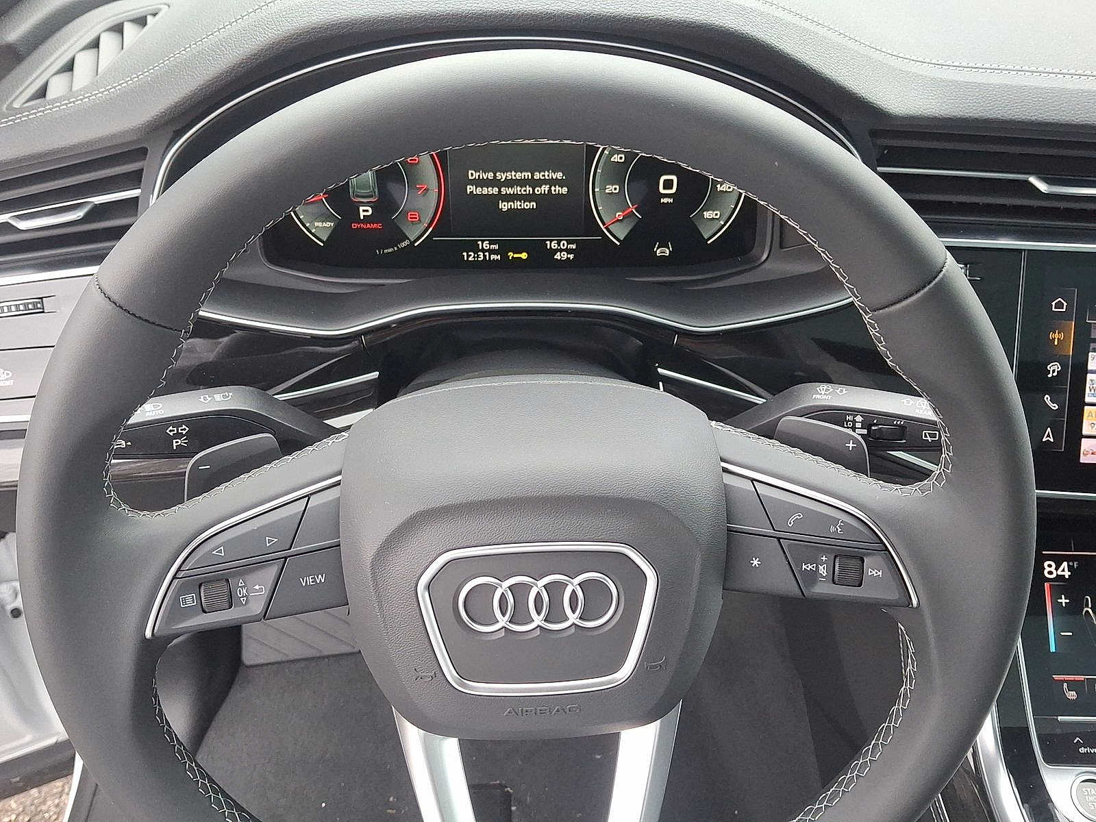 Thumbnail: 2026 Audi Q8 - 16