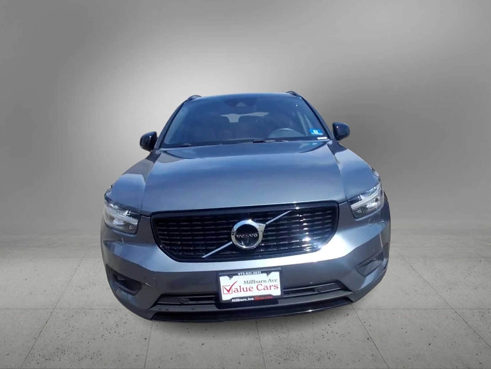 Thumbnail: 2019 Volvo XC40 - 3