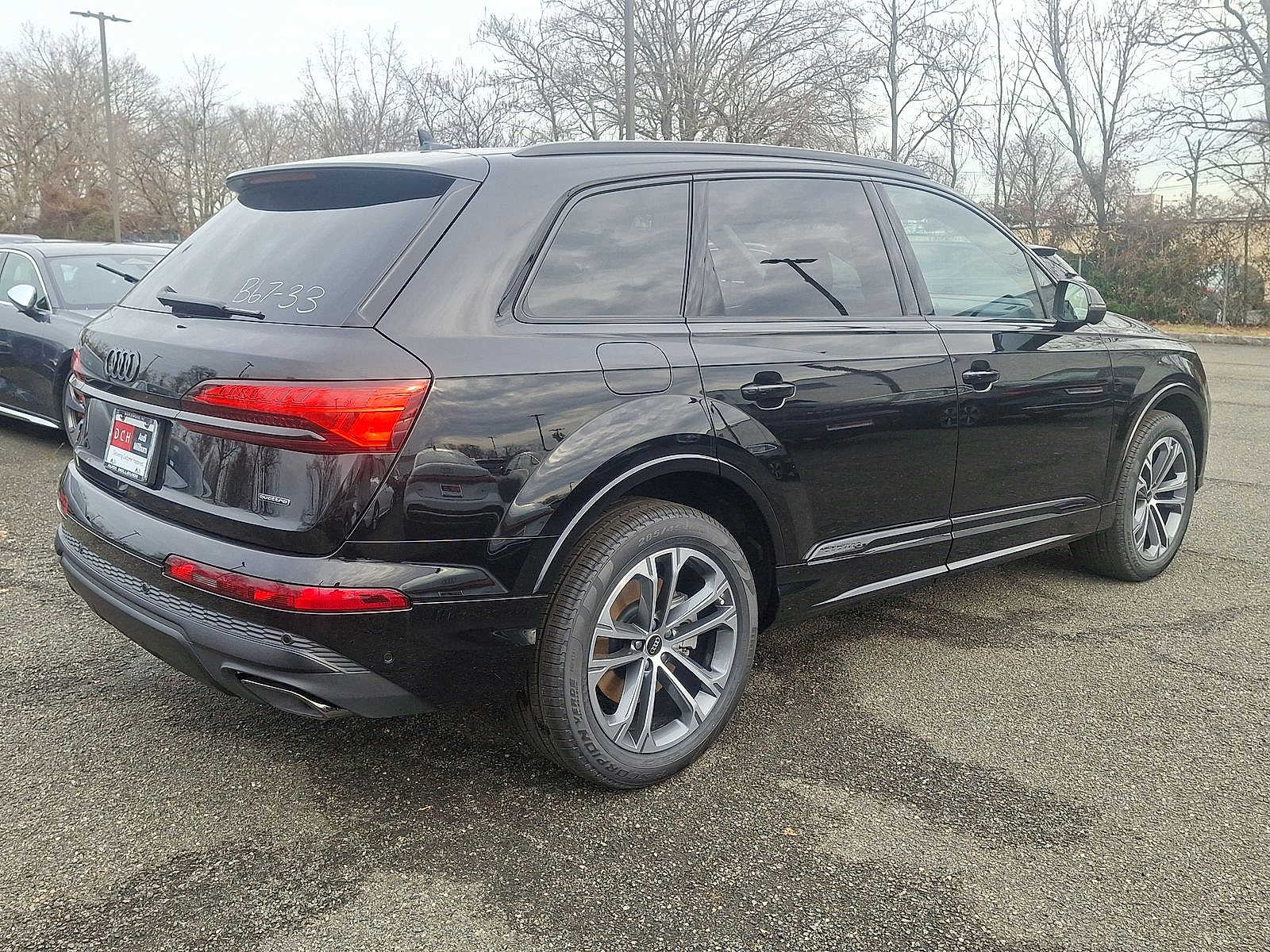 Thumbnail: 2026 Audi Q7 - 11