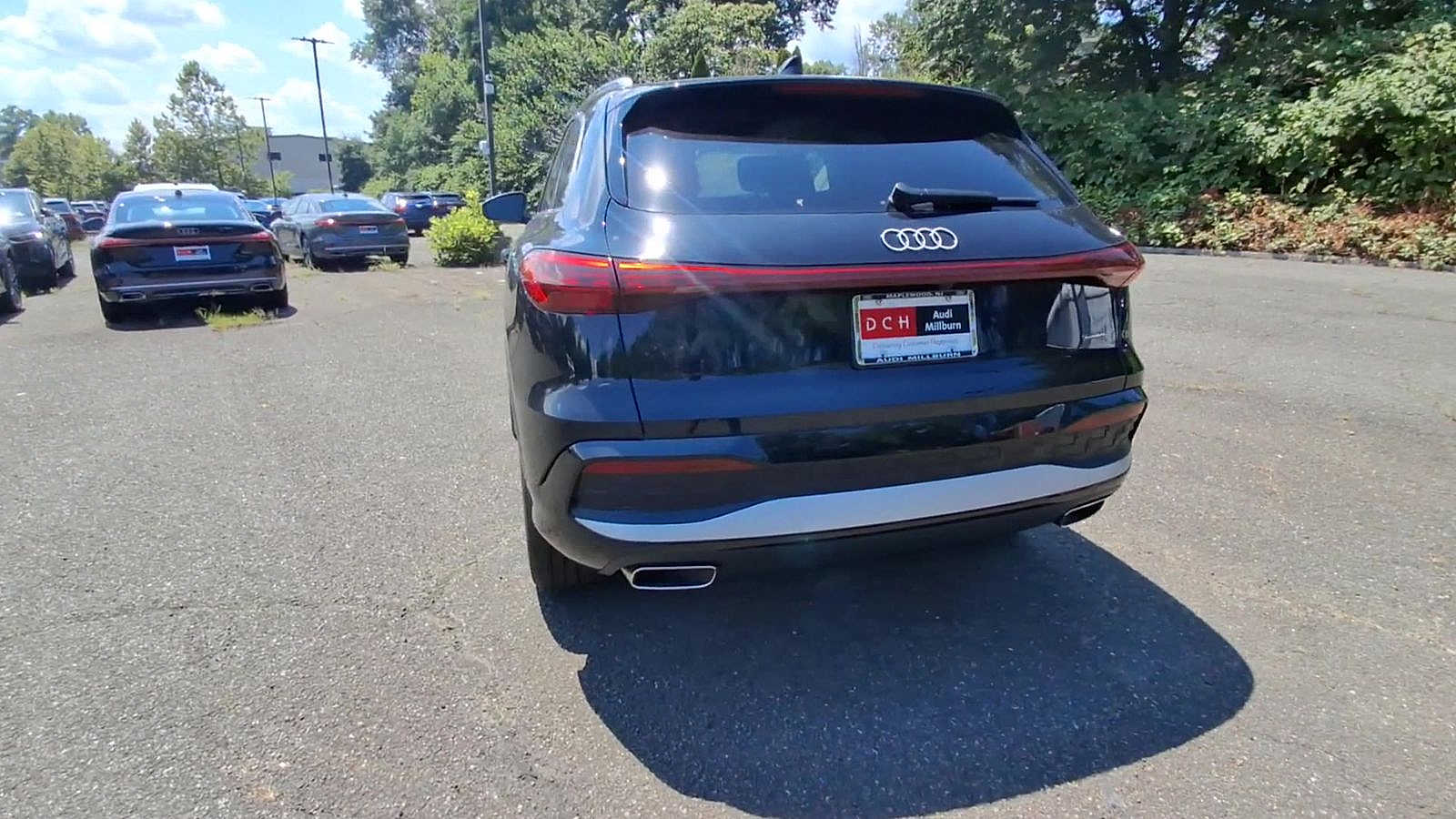 Thumbnail: 2025 Audi Q5 - 7