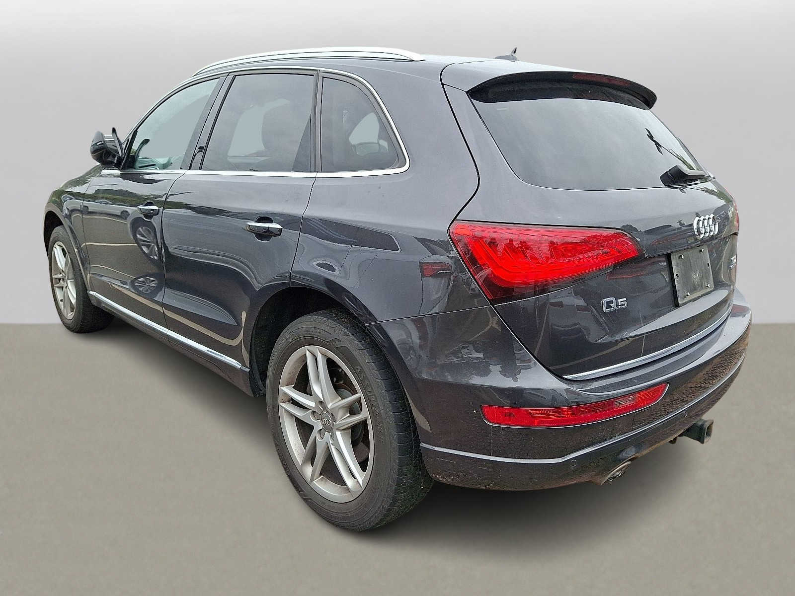 Thumbnail: 2016 Audi Q5 - 4