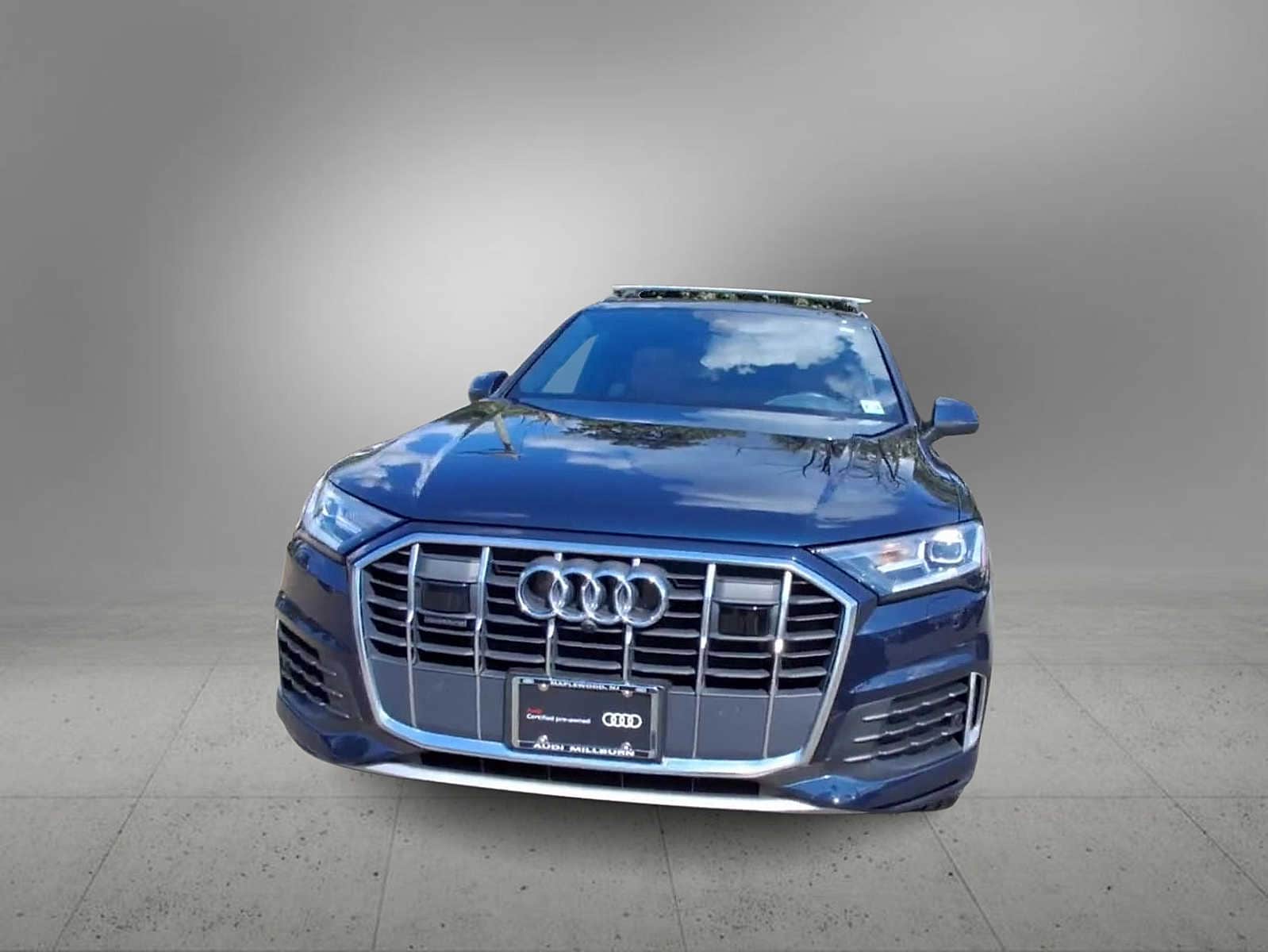 Thumbnail: 2023 Audi Q7 - 3