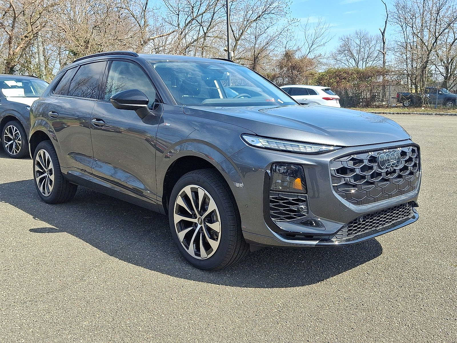 Thumbnail: 2026 Audi Q3 - 10