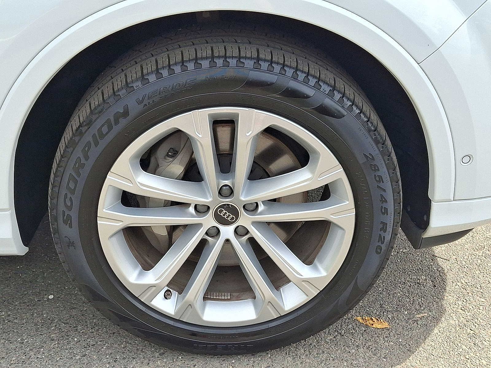 Thumbnail: 2025 Audi Q7 - 24