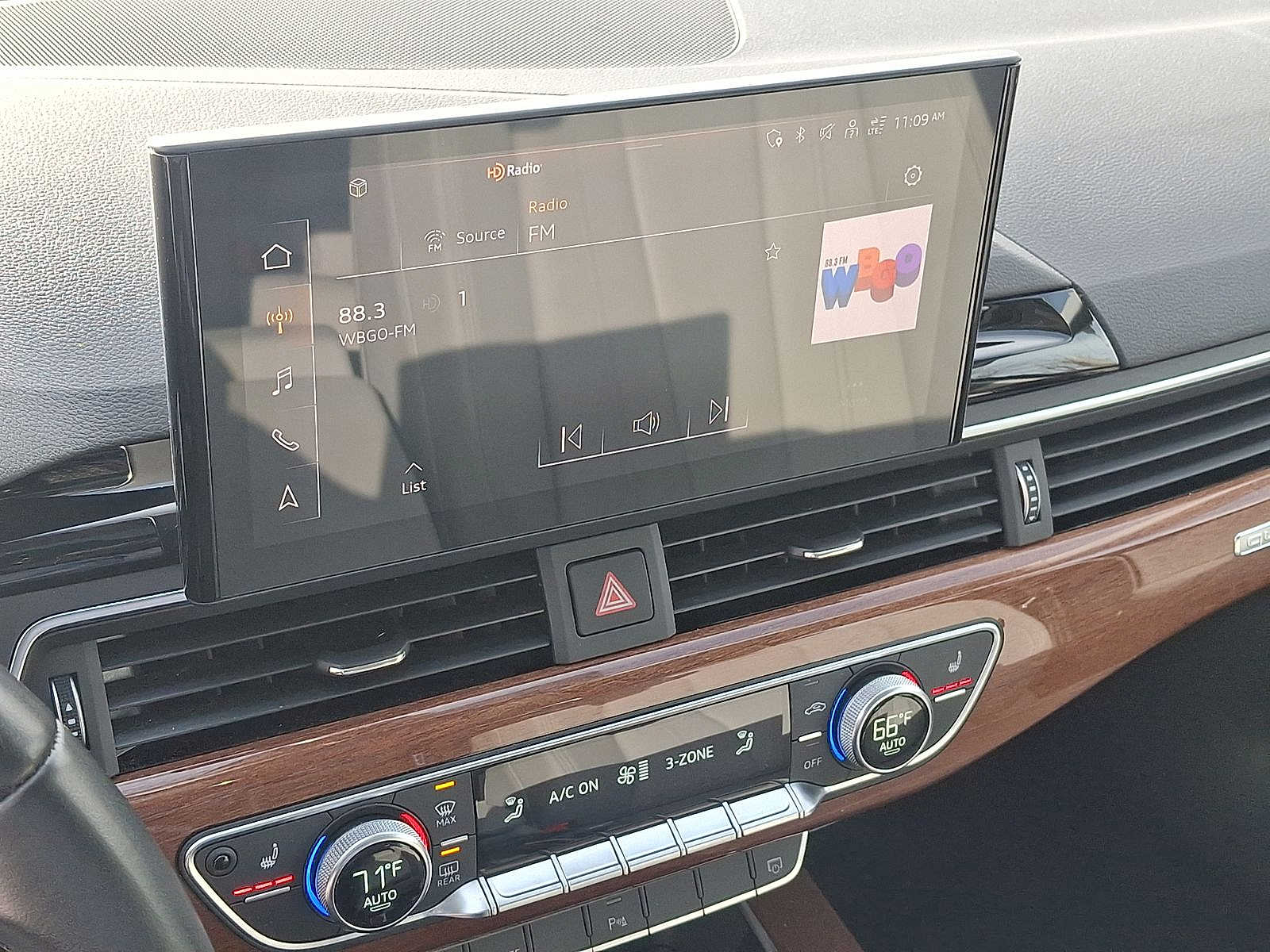 Thumbnail: 2023 Audi A4 - 14