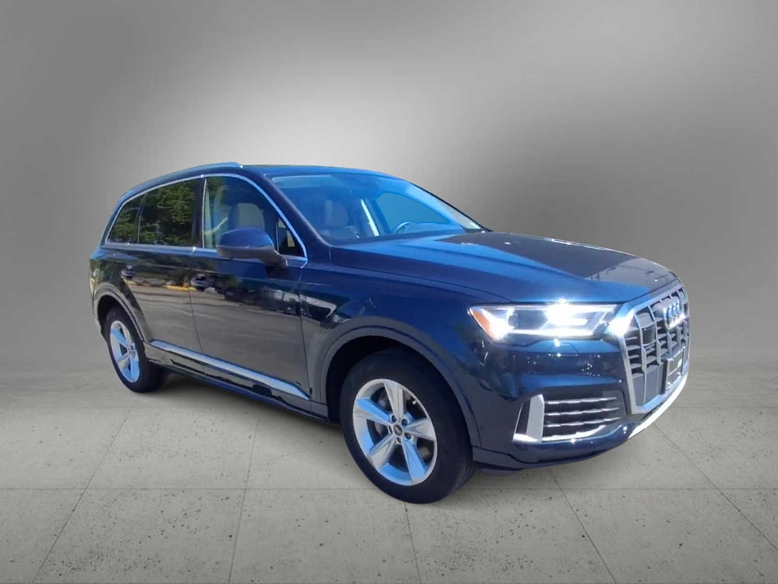 Thumbnail: 2023 Audi Q7 - 2