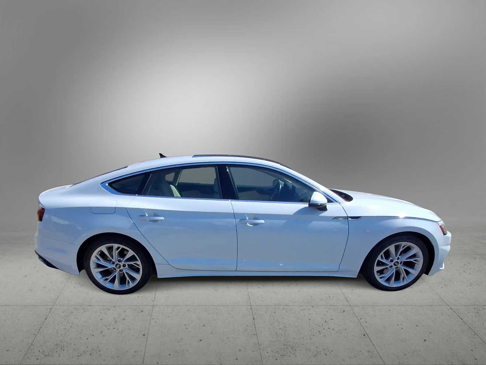 Thumbnail: 2023 Audi A5 - 9